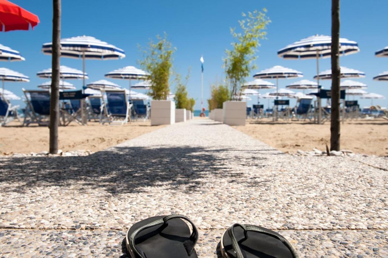 Hotel Parco Delle Rose Silvi Marina Exteriör bild